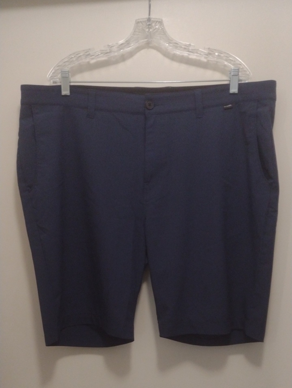 Travis Mathew Dark Navy Flat Front Performance Shorts (J981)